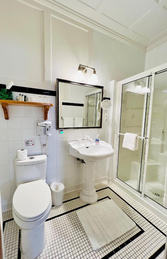 The Latch Hotel 3*